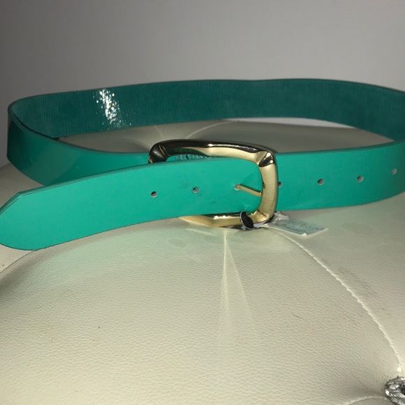 White House Black Market Accessories - White house black market reversible belt